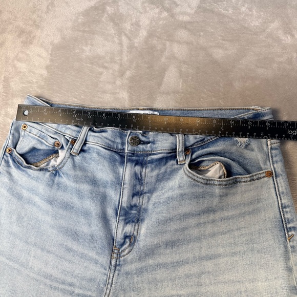 DAZE Hug High Rise Cropped Wide Leg Jeans Raw Hem Light Wash Size 32 - Picture 8 of 11